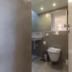 Lovelystay - With Castle View *