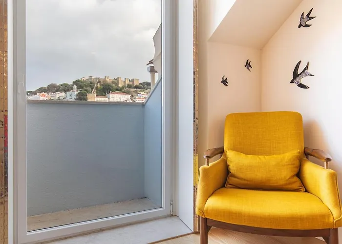 아파트 Lovelystay - With Castle View
